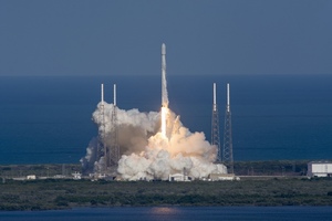 SpaceX猎鹰重型火箭