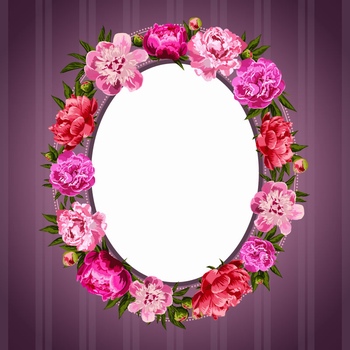 一圈鲜花装饰的椭圆形镜子