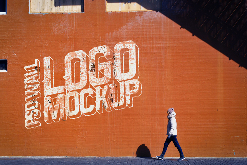 户外街道墙面上的涂鸦喷绘logo样机