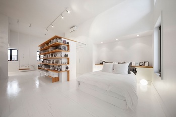 白色的卧室空间设计