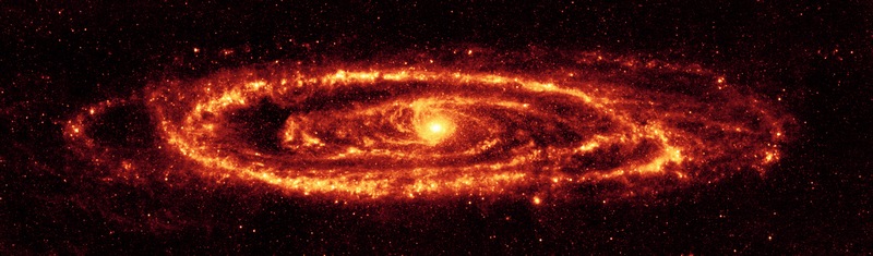 红外线太空望远镜观测到的星系
