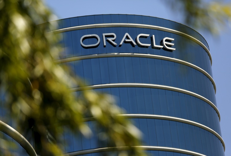 Oracle公司大楼墙体上的标志