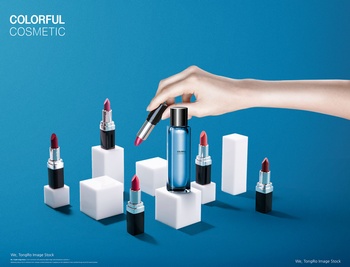 时尚口红化妆品海报广告ps素材