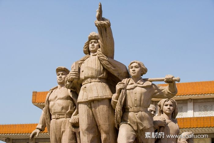 天安门广场的人民英雄雕像